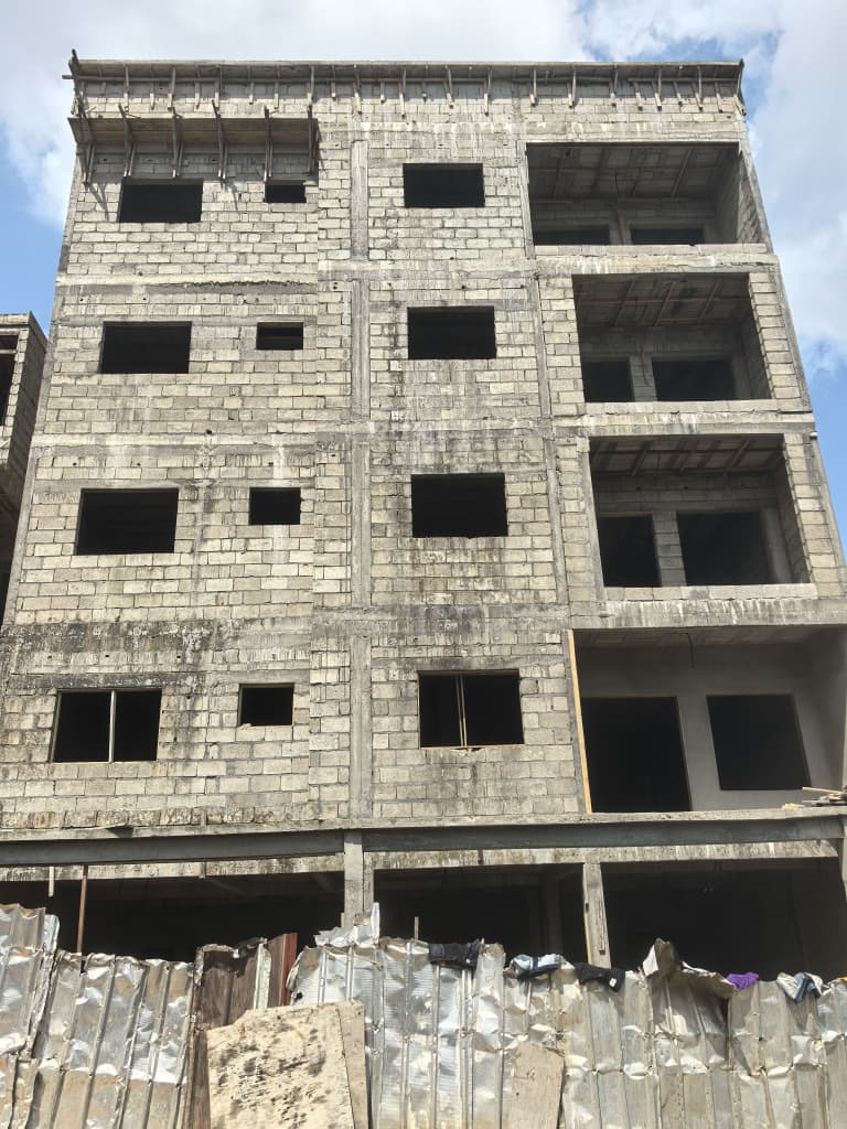 R+4 Douala